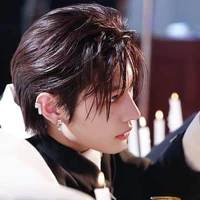 Park Sunghoon (Em)