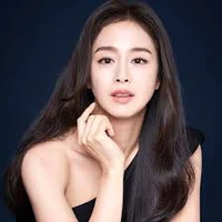 Kim Tae Hee (mẹ cô)