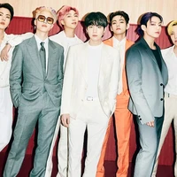 cả nhóm bts