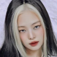 Kim Jennie (cô)
