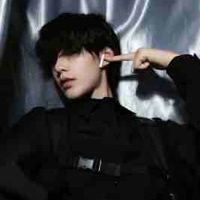 Hàn Thiệu Thiên Yết/Yếthoctruong