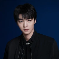 VƯƠNG TUẤN KHẢI