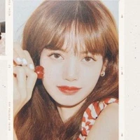 Lisa ( em út )