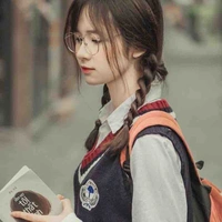 Từ Thảo Nhiên-(Em gái Đông Nhi)