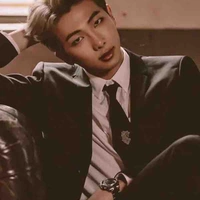 La Namjoon Manoban-papa cô          