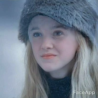 Lily Eva