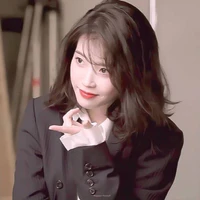 IU