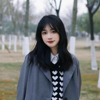 Điền Tiểu Hy(cô giáo 12a1)