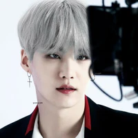 Min yoongi [Suga]