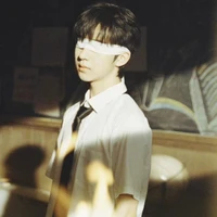 Hạ Tuấn Lâm (Anh)
