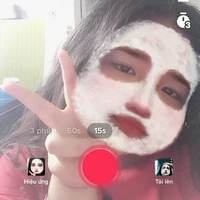 Bé t/g bị khùng=))