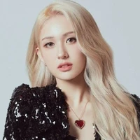 𝙆𝙞𝙢 𝙎𝙤𝙢𝙞