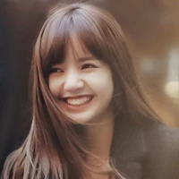 Lisa - chị