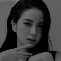 Kim Jisoo ( Chị )