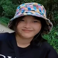 T.Ngân