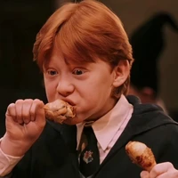 Ronald Weasley [10 tuổi]