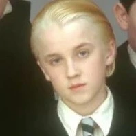 Draco Malfoy[10 tuổi]