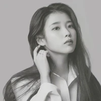 Lee Ji Eun (IU)