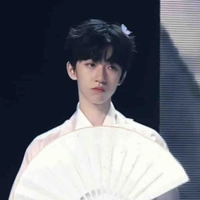 Hạ Tuấn Lâm (cậu)