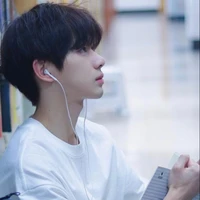 Hoàng Trung Bảo Bình (Aqua_Henri)