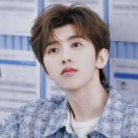 Đồng Hạo Khôn/KUN