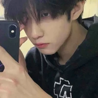 Trần Gia Bảo / bạn anh