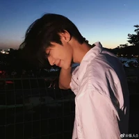 Đặng Tư Trì_atrai nữ9