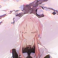 Tuski Hirio-Lúc bé