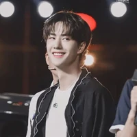 Vương Nhất Bác (lão đại)