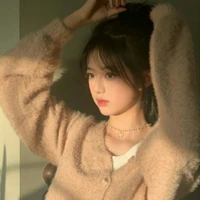 Bùi Diệu Linh (Lớp trưởng)