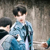 Dư Vũ Hàm (hắn)