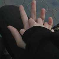 Nam sinh và nữ sinh lớp 12A4