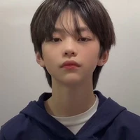 Lăng Thành < lúc nhỏ>