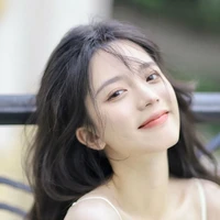 Hạ Linh Lan [ LinhLan_²¹ ]