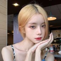 Hạ Hi Văn