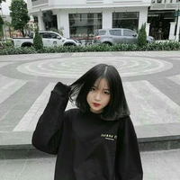 Hoàng Thùy Linh (nu9)