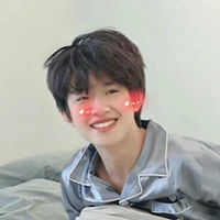 kon tác giả cute😘