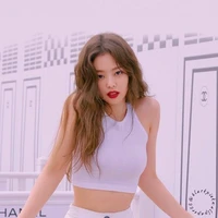Jennie-chị