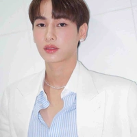 Gun Atthaphan Phunsawat