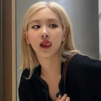 Roseanne Park_Cô