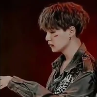 Min Yoongi.. Anh
