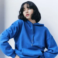 LaLiSa Manoban ( cô )