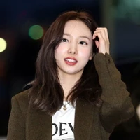 Im Nayeon