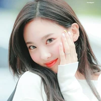 Nayeon(Na)