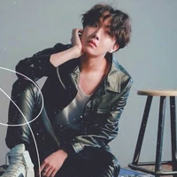 Jung Hoseok ( j-hope)