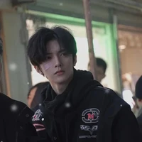 Lãnh Thiên Yết(yết_tỷ)