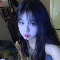 Hoàng Thùy Linh_bff nu9