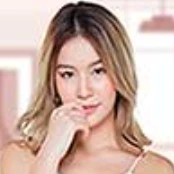 Tiểu Linh(em nuôi Pree)