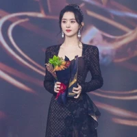 Lệ Dĩnh// mẹ của NB