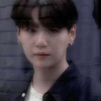 Yoongi -hắn